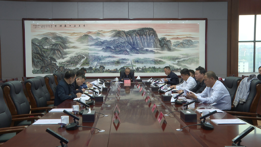 刘克胤主持召开渌口区一届人民政府第26次常务会议