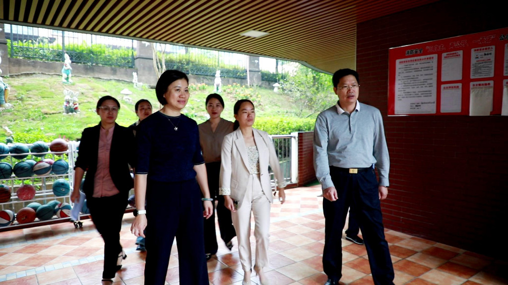 李余粮带队来渌口区开展市“十大民生实事”监督工作