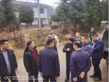 省环保督察组到渌口镇福生村景源丰养殖场、张公岭村诚...