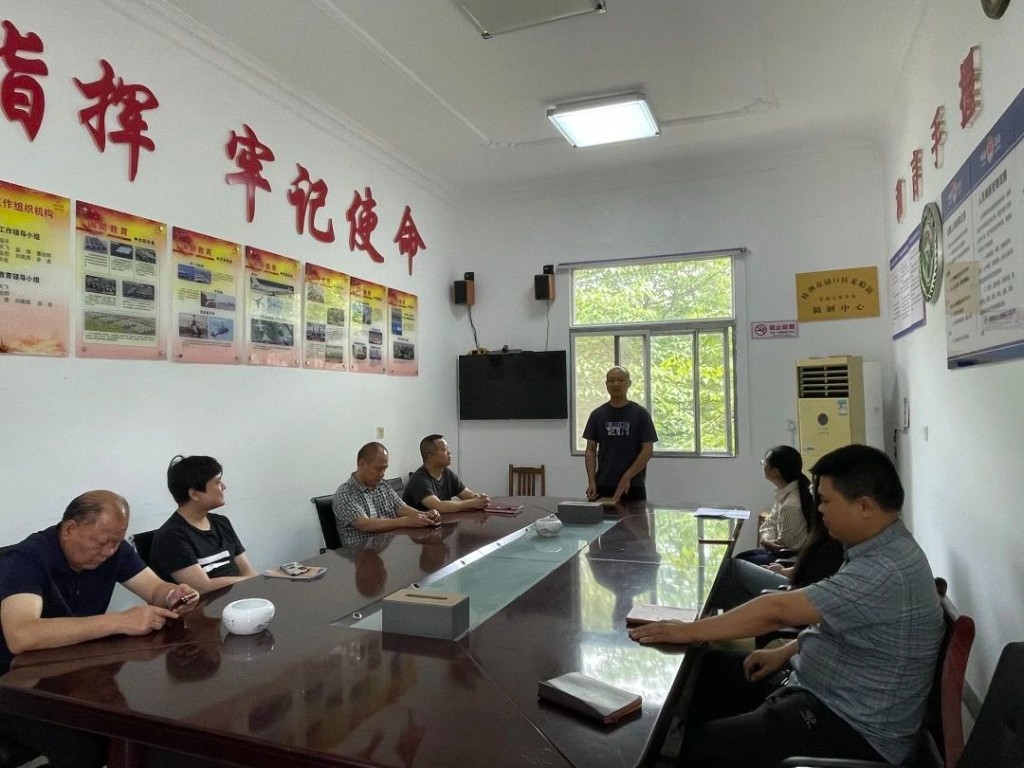 青春逐梦挺膺担当1