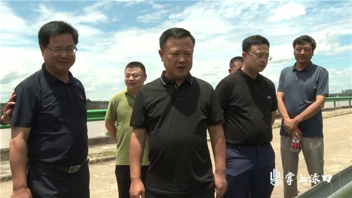 检查防汛领导图片1